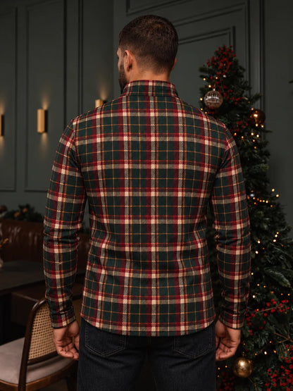 Golfpullover in Tannengrün mit weihnachtlichem Tartanmuster und Viertelreißverschluss