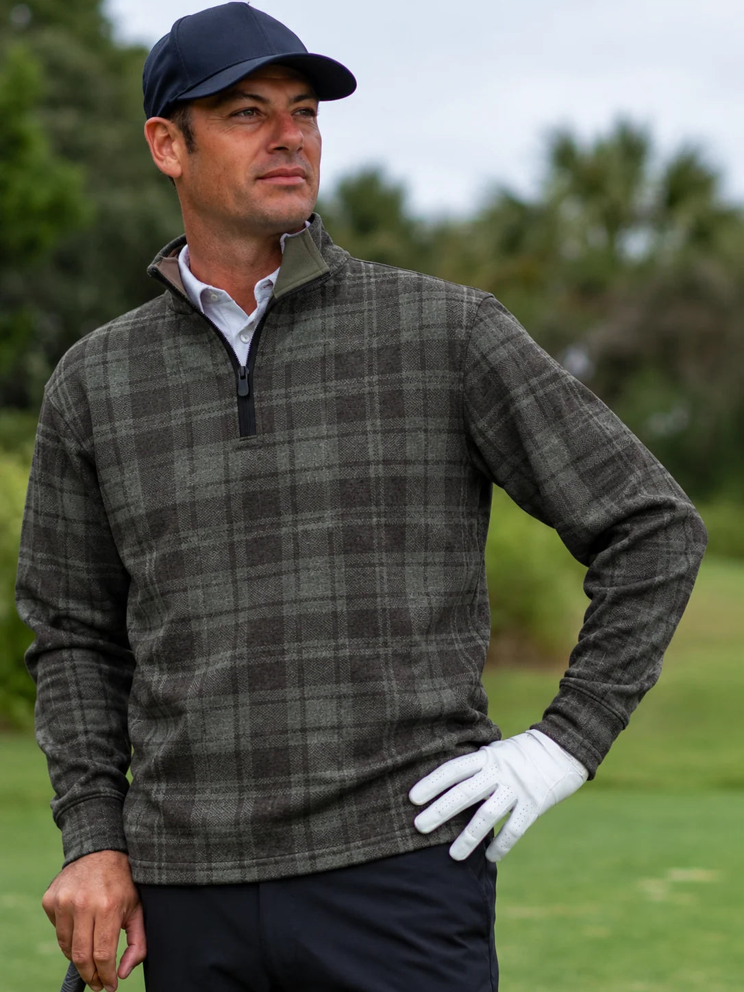 Golf-Pullover mit Viertelreißverschluss und Karomuster in Anthrazit und Olivgrün