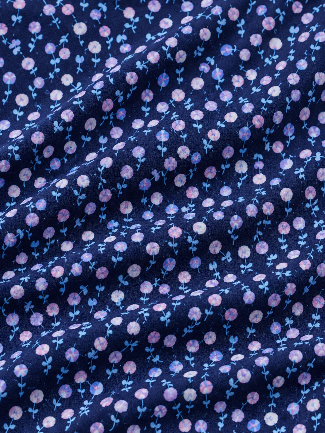 Performance-Pullover in Marineblau mit lavendelfarbenem Blumenmuster und Viertelreißverschluss