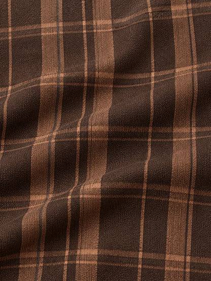Golf-Pullover aus Funktionsmaterial in Mokkabraun mit mehrlagigem Karomuster und Viertelreißverschluss