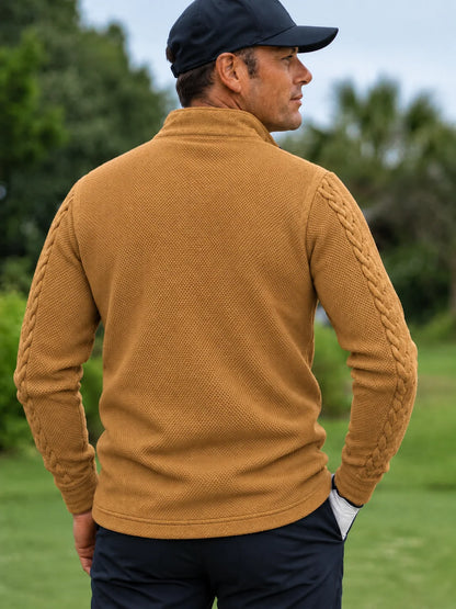 Golf-Pullover mit Viertelreißverschluss und Zopfmuster in Goldbraun- und Kameltönen